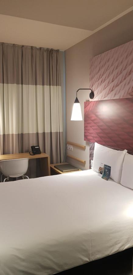 Ibis カルロス・バルボザ エクステリア 写真
